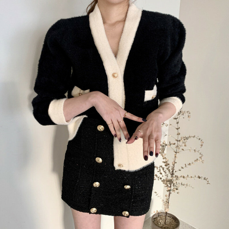 Корейский шикарный осенне-зимний дизайнерский плюшевый вязаный кардиган контрастных цветов свободный однобортный приталенный свитер с V-о...