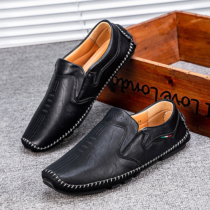 Sepatu Kulit Pria 2021 Sepatu Kasual Lembut Ringan Fashion Pantofel Mokasin Klasik Sepatu Berkendara Selip Luar Ruangan Ukuran Besar 48