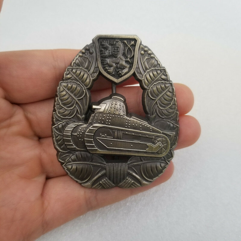 Repubblica ceca medaglia di metallo della vittoria In carro armato medaglia d'onore medaglia commemorativa collezione Souvenir medaglia eroe
