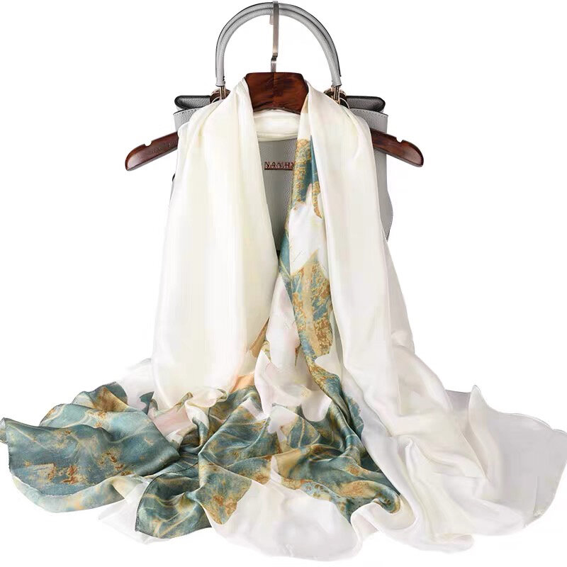 Bufanda de seda de diseño de lujo para mujer, chal estampado de playa, Hijab suave a la moda, invierno, 2021