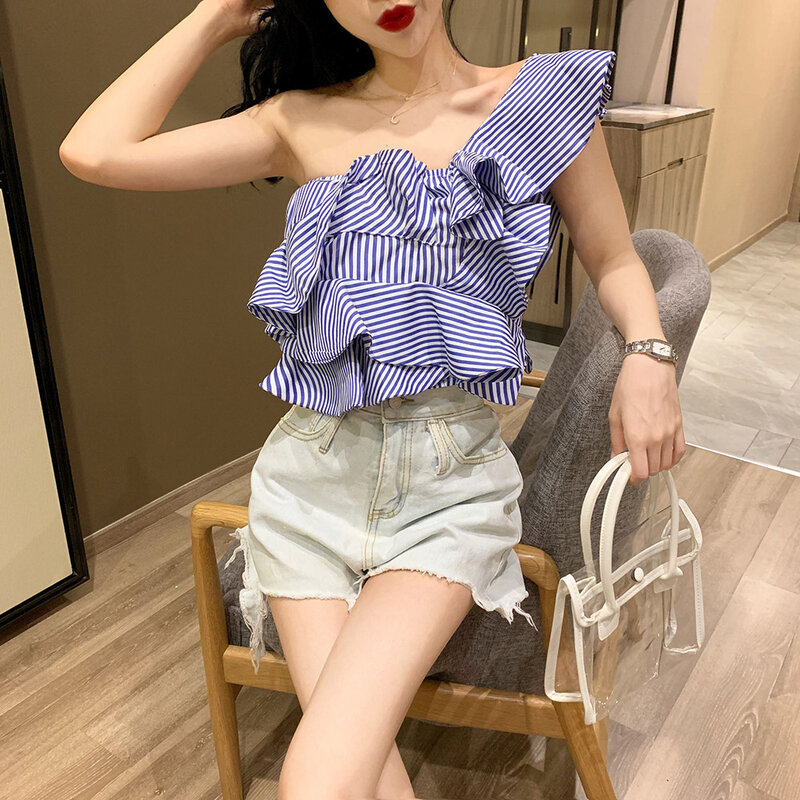 Mulheres sexy blusa moda personalidade irregular listrado camisa fina curto plissado strapless jovem menina coreana japão férias viagens
