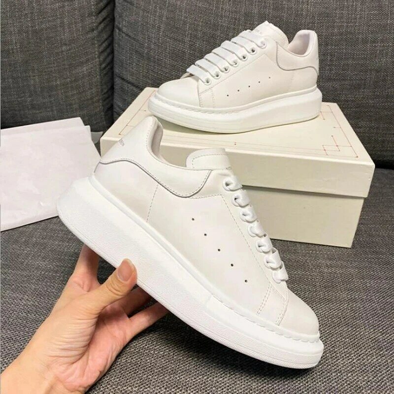 Mcqueen-zapatos vulcanizados de lujo para mujer y hombre, zapatillas blancas gruesas con diseño de marca, de talla grande 34-45
