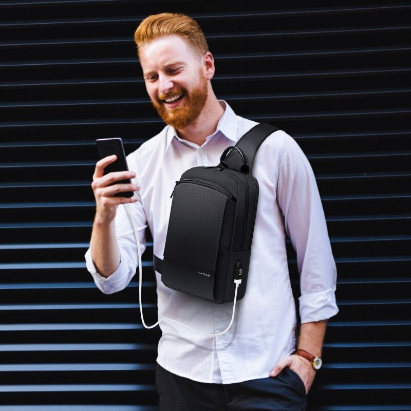 Moda wielofunkcyjne torby Crossbody mężczyźni USB ładowanie torba piersiowa krótka wycieczka posłańcy torba na klatkę piersiowa wodoodporna torba na ramię