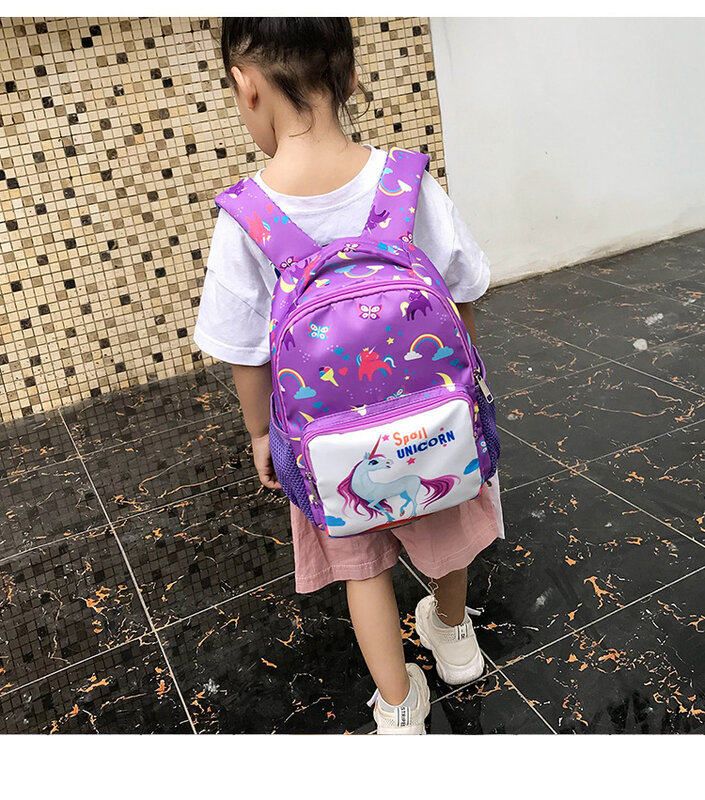 Nowy różowy fioletowy druk nylonowy plecak przedszkole Student Cartoon śliczne dziewczyny tornister dla dzieci wodoodporny przenośny