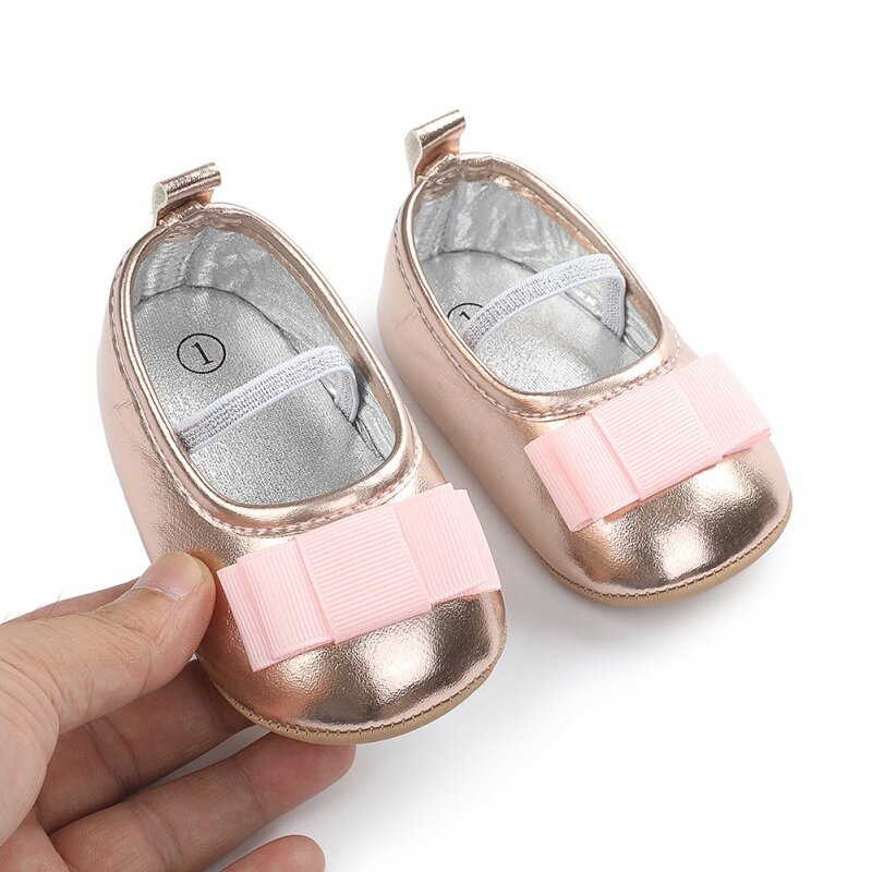 Sapatos de bebê feminino, sapatos macios de berço com sola macia antiderrapante e de baixo confortável