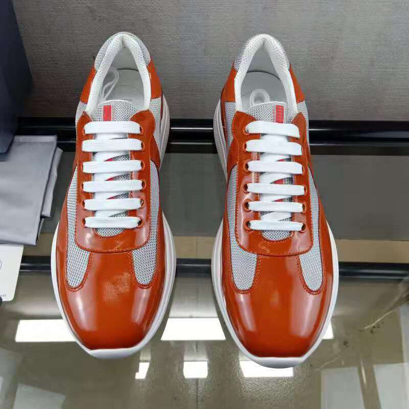 Couro de patente brilhante malha respirável sapatos casuais confortáveis sapatos masculinos de couro 2020 primavera all-match esportes tendência tênis