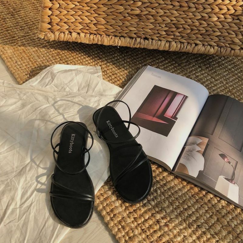 Сандалии женские с узким ремешком, пикантная пляжная Повседневная Уличная обувь с открытым носком, плоская подошва, лето 2021