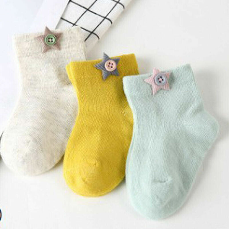 Bonito da criança meninas crianças meias de algodão perna do bebê quente dos desenhos animados botão meias doces cor meias curtas
