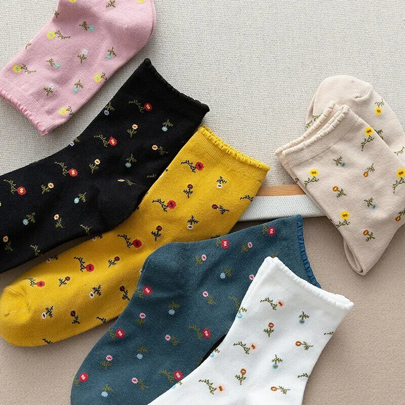 1Pair Retro Women Flower Socks Fashion Autumn Summer Breathable College Student Cotton Socks Floral Print Girl Socks