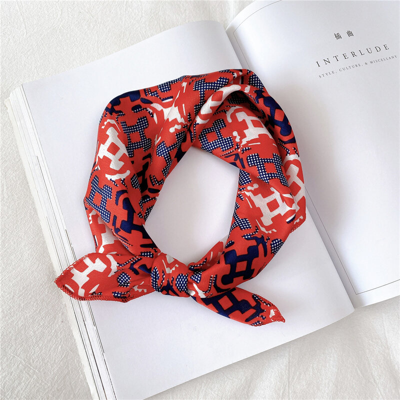 New Scarf Small Square Female Career Change Fashion Decorative Scarf  Fashionable All-match Clothing Accessories 50*50cm 1Piece