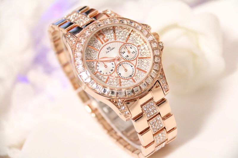 BS lettera 38mm grandi rocce orologi da donna con diamanti in cristallo quarzo di lusso analogico oro argento colore rosa orologio da polso ghiacciato