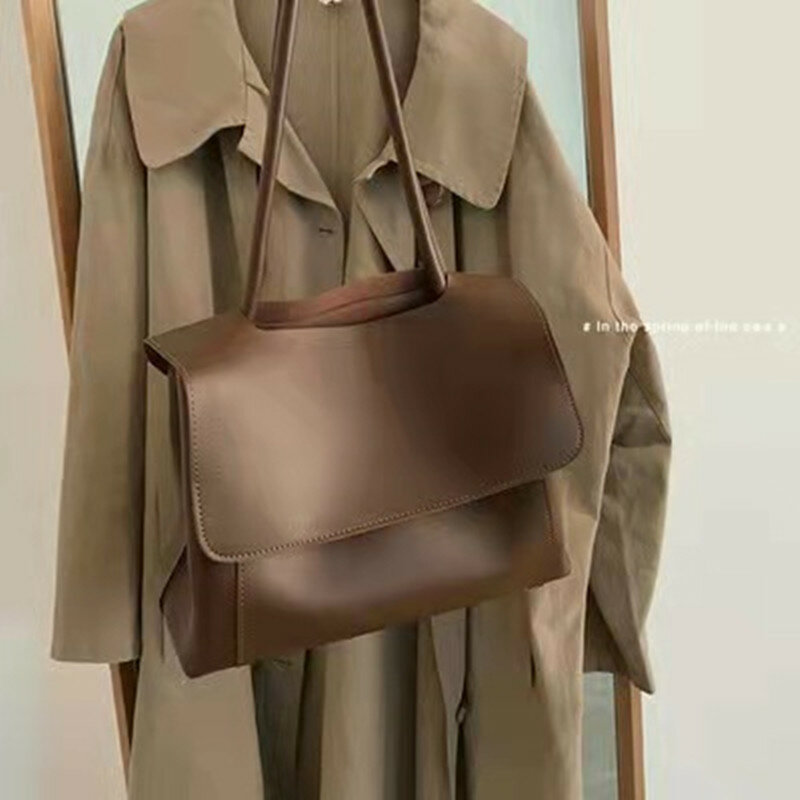 女性のための魅力的な革のハンドバッグ,大容量のクラシックなショルダーバッグ,カジュアルファッション,新しい2021コレクション