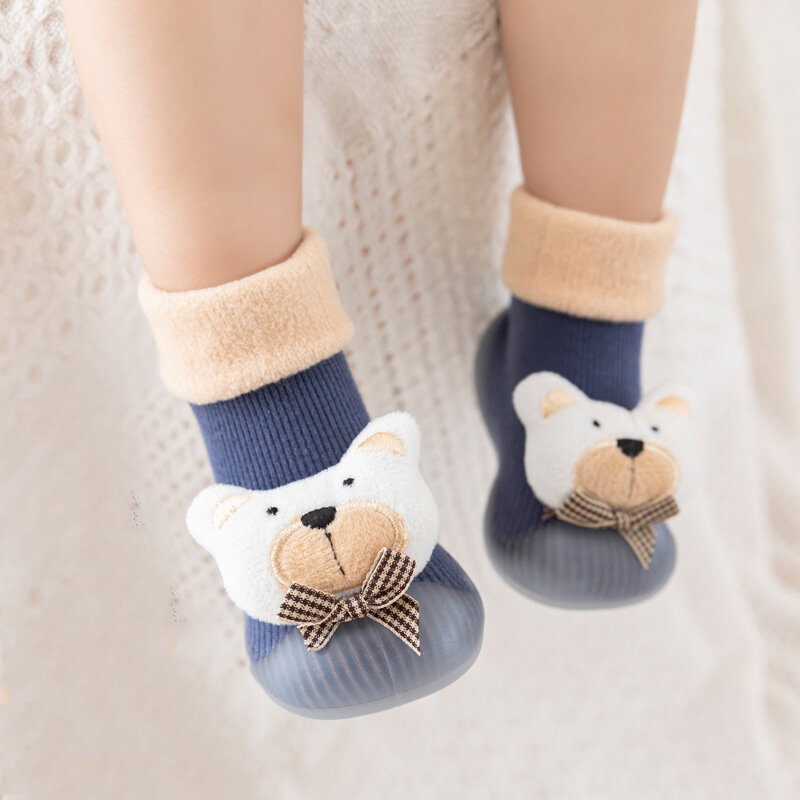 Venda quente meias de bebê sapatos de inverno grosso algodão animal bonito sapatos de assoalho do bebê antiderrapante iniciante andando 0-3 anos de idade da criança sapatos