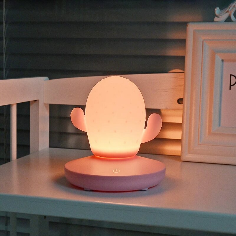 مصباح ليلي LED مع USB من الصبار والسيليكون ، مصباح ديكور داخلي حديث ، مثالي لغرفة النوم أو المكتب أو طاولة السرير ، هدية إبداعية