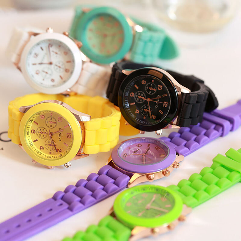 Gelée colorée étudiant décontracté montre de mode nouvelle montre en Silicone mode magnifique