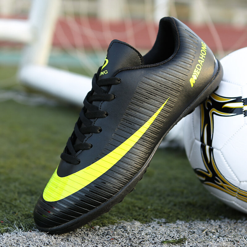 Zapatos De fútbol De interior para hombre, botas De fútbol originales supertranspirables De alta calidad, baratas, para niños