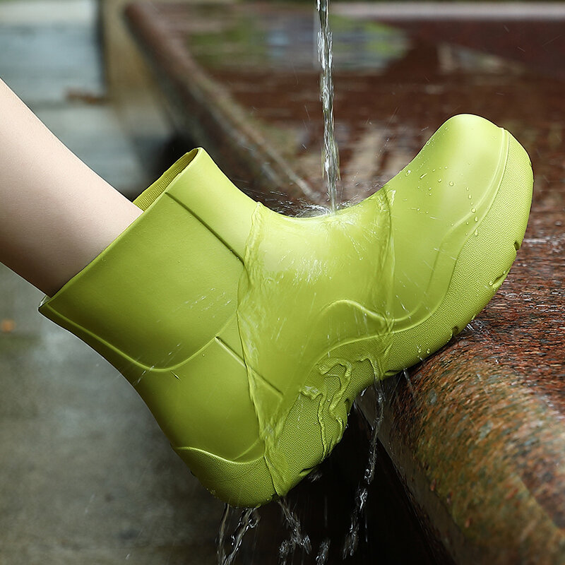 2021 جديد ماركة النساء احذية المطر جديد المطاط السيدات المشي عدم الانزلاق مقاوم للماء الكاحل Rainboots عادية سميكة أسفل قصيرة التمهيد S