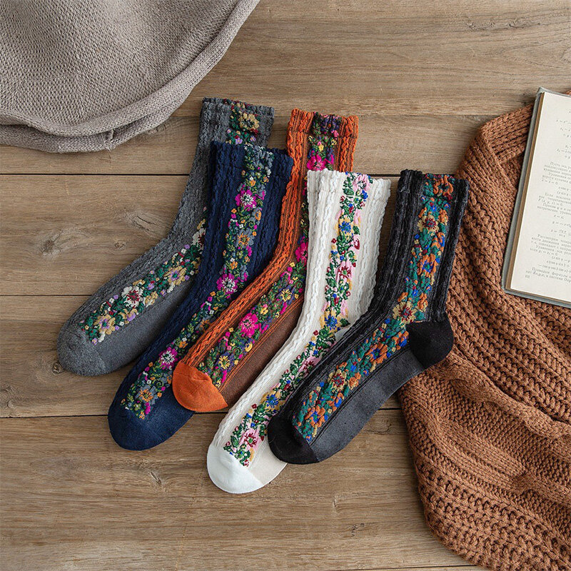 Calcetines de algodón con flores de viento nacional euroamericano para mujer, otoño e invierno, bonitos, cálidos, 2019