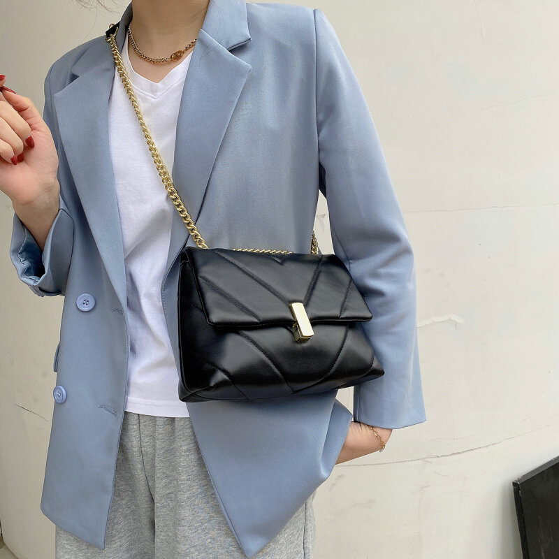 Bolsa de ombro impermeável feminina, bolsa vintage de couro macio com corrente para mulheres 2021