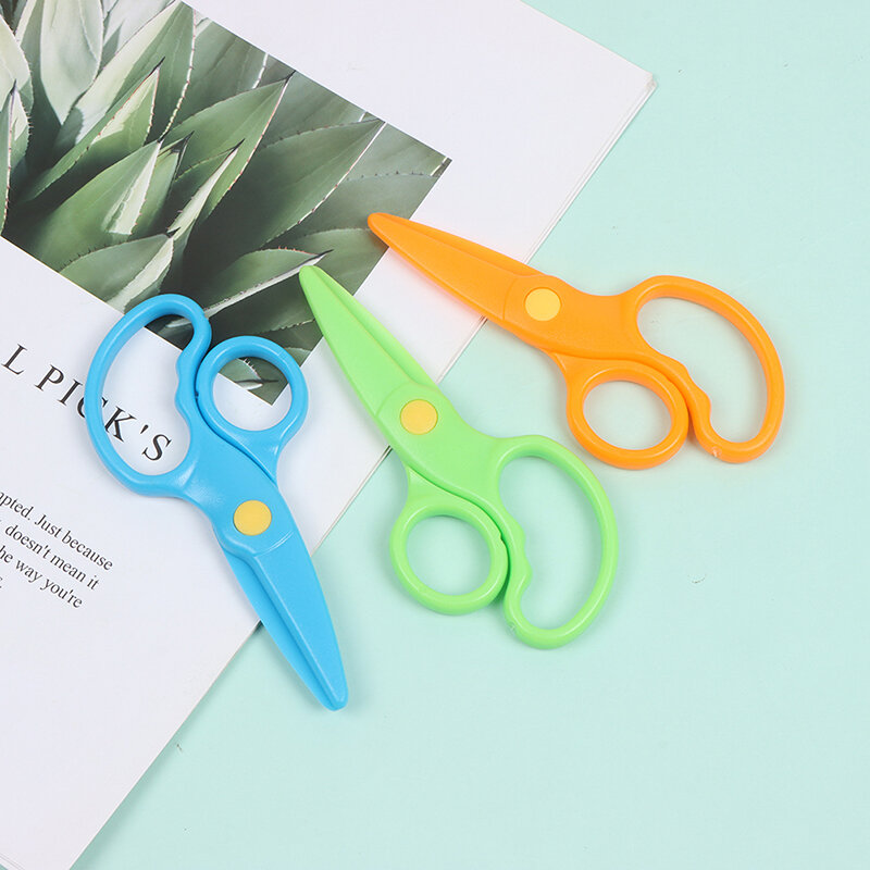 1 PC nożyczki dziecięce plastikowe nożyczki bezpieczeństwa sztuka dla dzieci cięcie papieru nowy DIY papier kolorowy cięcie papieru składane zabawki narzędzia prezenty