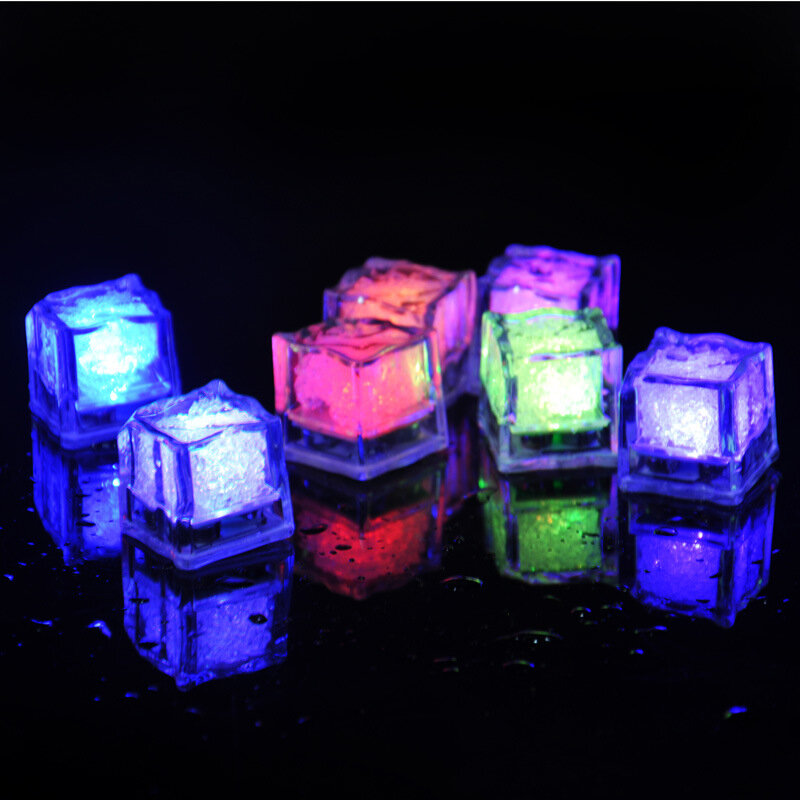 12Pcs DIY LED Flash ก้อนน้ำแข็ง Novelty เครื่องดื่มถ้วย Sensor สีสันเรืองแสงโคมไฟสแควร์บาร์ปาร์ตี้ปาร์ตี้ decor