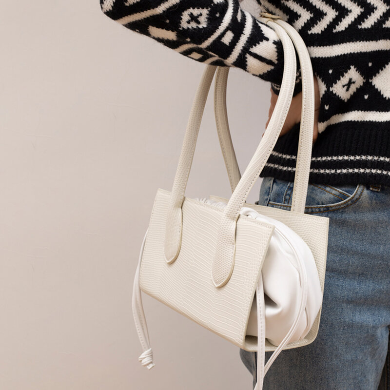Vintage ผู้หญิงไหล่กระเป๋าออกแบบสายรัดกระเป๋าถือหรูหรากระเป๋าหนัง Pu Chic Lady Tote หญิงกระเป๋า2021