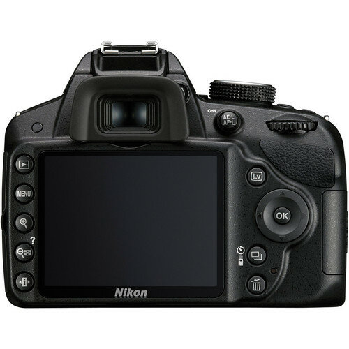 Lustrzanka cyfrowa Nikon D3200 z zestawami obiektywów 18-55