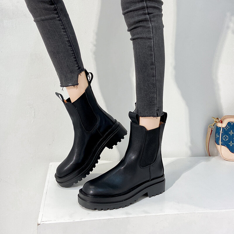 2021 الخريف جديد مطاطا المرأة الأحذية ، جولة تو منصة منصة كعب حذاء من الجلد ، متوسطة أنبوب الأحذية ، Chesi الأحذية