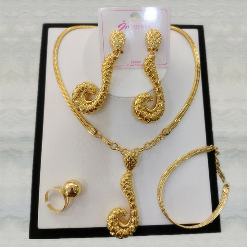 Set di gioielli Color oro africano per donna collana da sposa da donna Set di gioielli in Costume africano per regalo da donna
