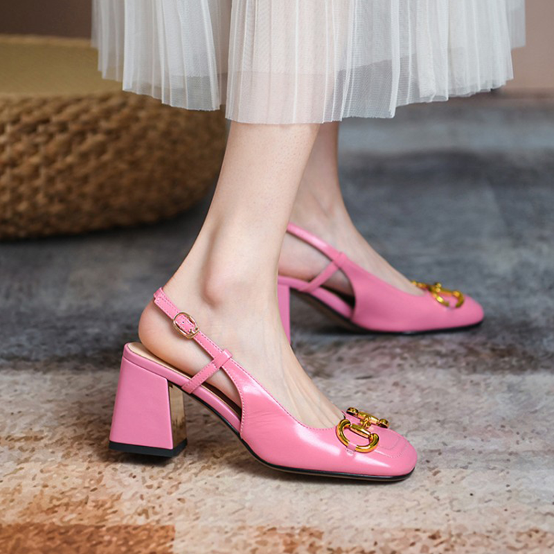 Sandales à talons carrés et épais, pantoufles à couleur unie avec boutons de la rue du cheval français, Mary Jane Baotou, nouvelle collection été 2021