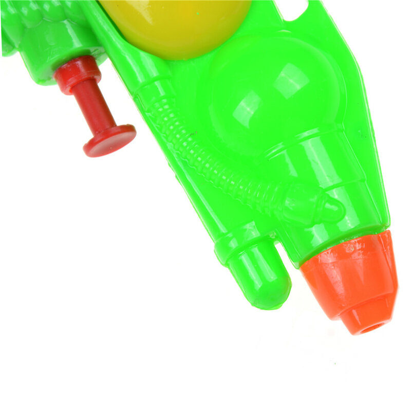 1pc水鉄砲おもちゃプラスチック水噴出おもちゃの子供のための散水ゲームパーティー屋外浜の砂のおもちゃ (ランダム色)