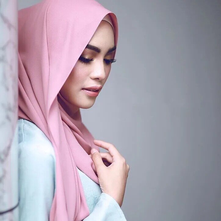 Sciarpa Hijab in Chiffon tinta unita da donna avvolgere scialli islamici fascia Hijab musulmani avvolgere sciarpe foulard 60 colori