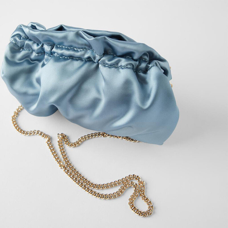 Sac à bandoulière en Satin froissé pour femmes, sacoche Portable avec chaîne, de styliste, avec décoration en nuage, nouvelle collection 2021
