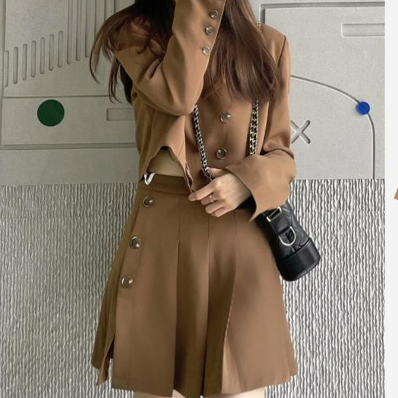 Saia feminina terno doce estilo legal curto terno casaco de duas peças design sentido pequena saia plissada terno feminino 2021 início do outono