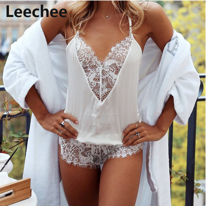 Leechee feminino sexy bodysuit lingerie profunda v halter renda nightwear sem costas cetim oco macacão transparente pijamas catsuit