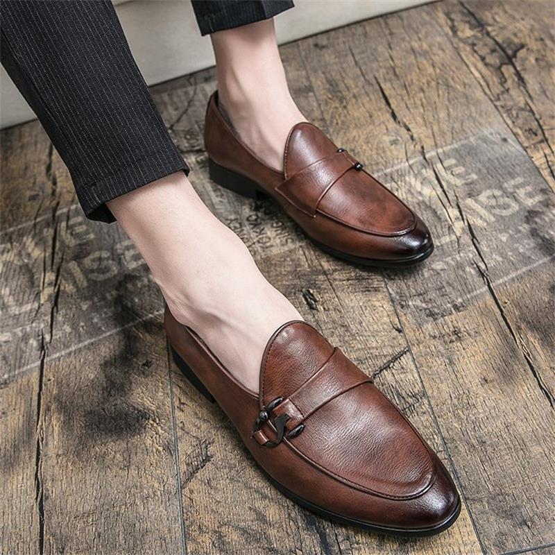 2021 primavera sapatos casuais masculinos de couro all-match loafers confortáveis e elegantes sapatos masculinos de um passo tendência xm194