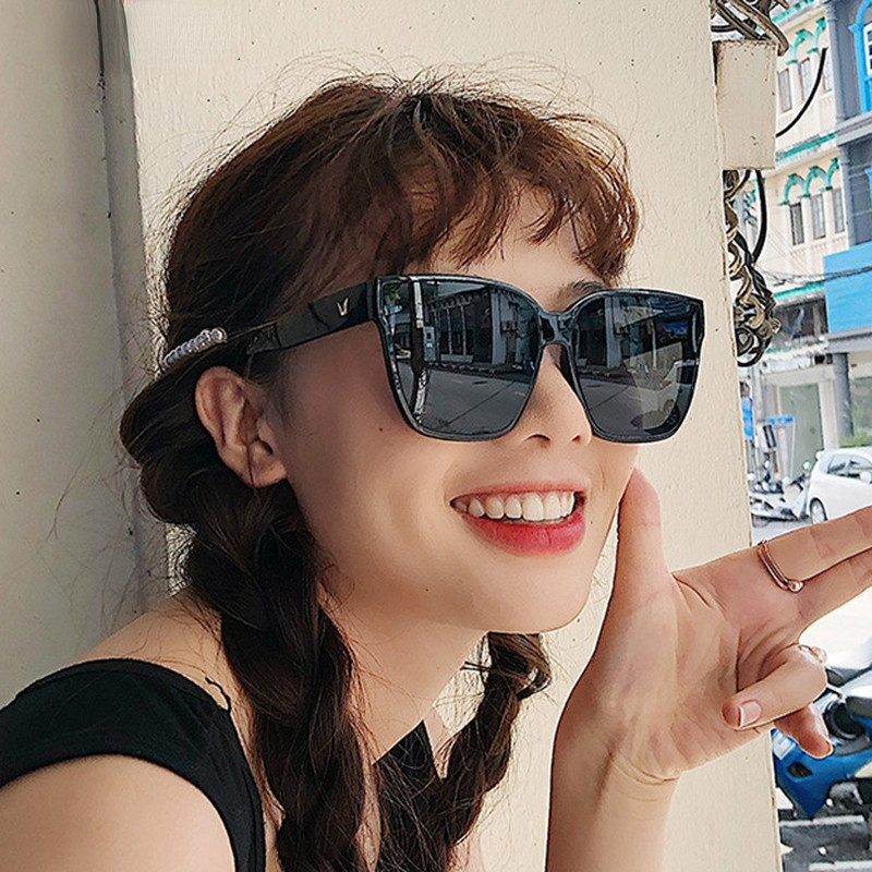 2021 nueva Sexy moda sobredimensionado cuadrado gafas de sol de las mujeres del estilo de verano montura grande espejo gafas de sol para mujer UV400