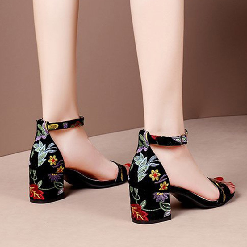 Sandália de salto alto com alça de tornozelo bordada, plus size, 41, verão, sapatos para mulheres, sandália feminina com flores