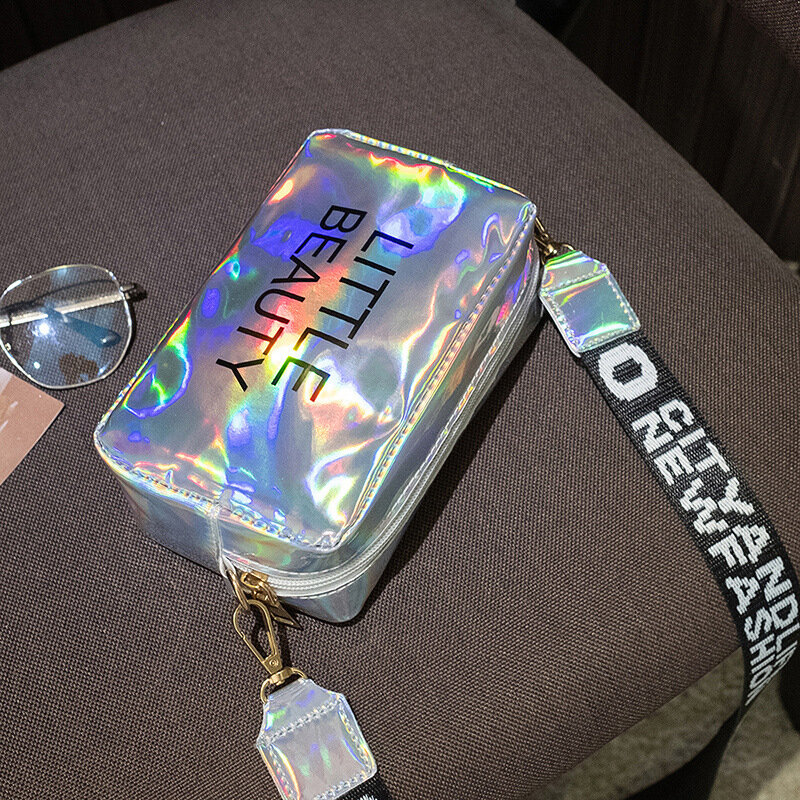 Mini bolsa feminina holográfica, bolsa de ombro crossbody em pvc com laser holográfico tipo mensageiro, sacola pequena em cores de doces