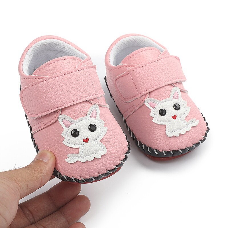 حذاء رياضي من جلد البولي يوريثان للأطفال حديثي الولادة ، غير قابل للانزلاق ، مع رسوم متحركة ، للأولاد والبنات