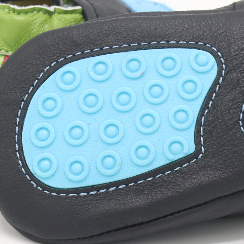 Carozoológico sapato infantil de couro, sola de borracha e antiderrapante para primeiros passos