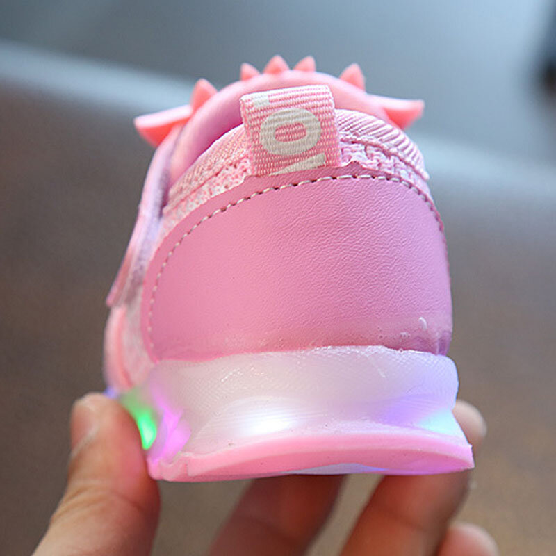 2021 meninos meninas sapatos casuais com flash led criança do bebê das crianças respirável tênis de corrida esporte dos desenhos animados coruja brilhante