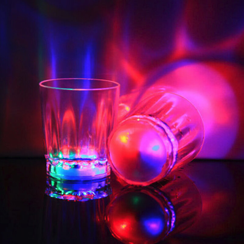 متعدد الألوان LED متوهجة نظارات كأس فلاش تضيء أكواب الشرب وامض النار ضوء بار ليلة نادي حفلة مضيئة كوب النيون كوب