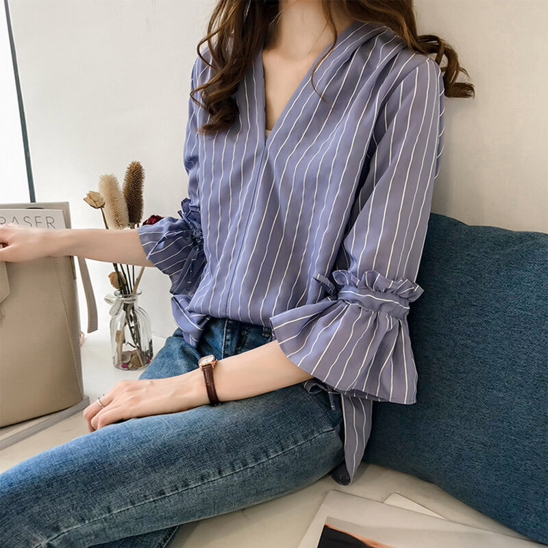 Blusa listrada branca/azul coreana, camisa casual feminina de escritório, de manga flare, tops soltos casuais, primavera 2020