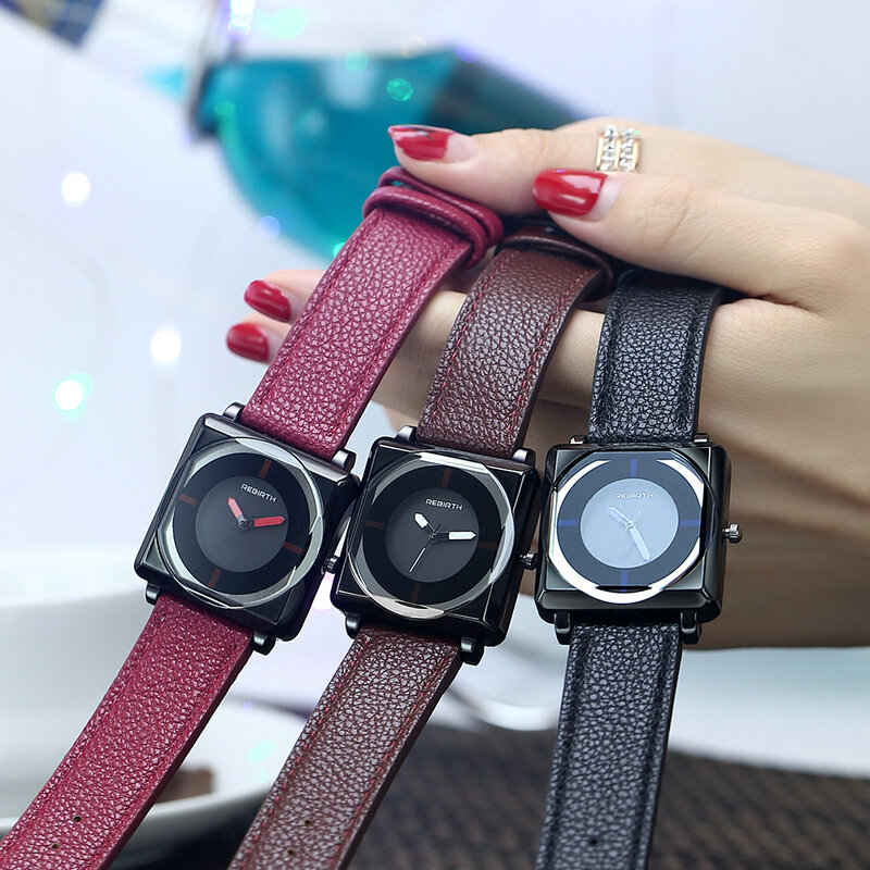 Женские кварцевые часы с браслетом и кристаллами