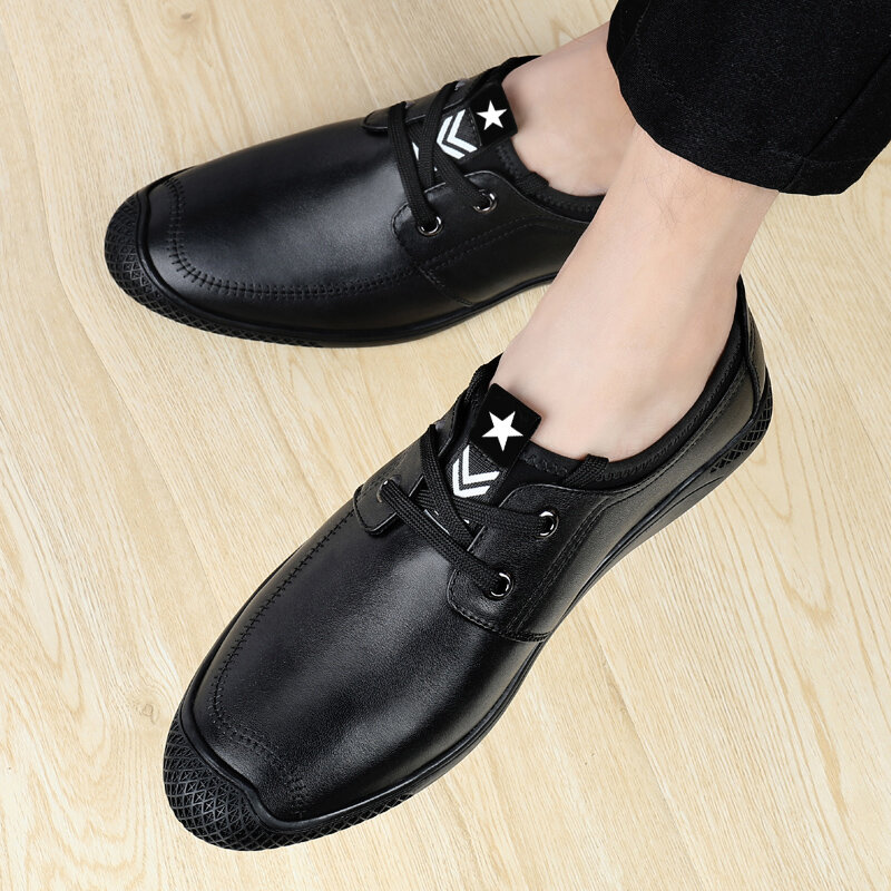 Sapato masculino de couro legítimo, calçado casual respirável para homens de negócios em couro legítimo %