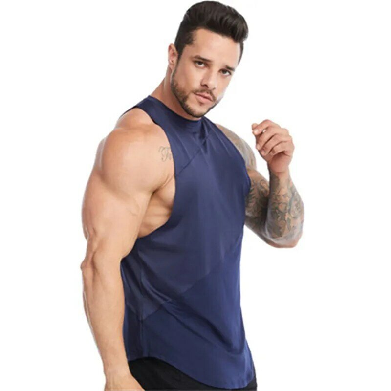 2021ใหม่สีทึบ Gym Tank Tops Quick Dry เสื้อกีฬาผู้ชายฟิตเนสเสื้อฤดูร้อนผู้ชาย Running เสื้อกั๊ก