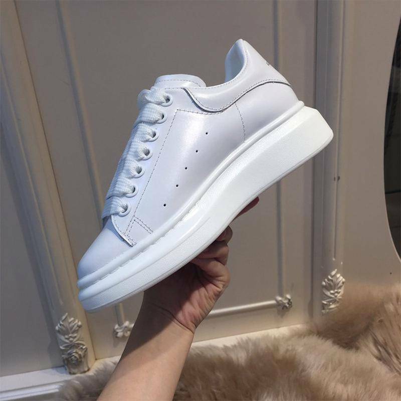 2021 Women Shoes Men Sneakers Street Athletic Sports Shoes Flat Casual Height Increase White Footwear Female