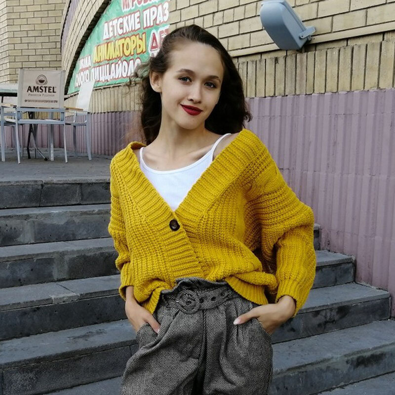 Cardigan corto da donna maglione lavorato a maglia autunno inverno manica lunga scollo a V maglione Cardigan Casual Streetwear moda Pull Femme Coat