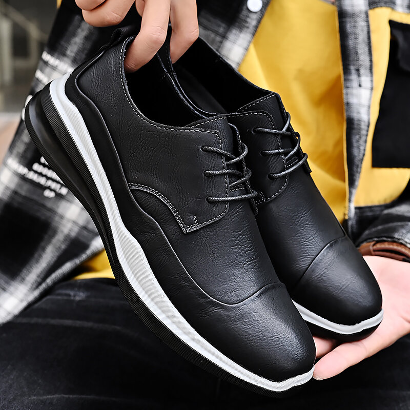 Zapatos informales de cuero con cordones para hombre, mocasines suaves para conducción al aire libre, a la moda, novedad de 2021